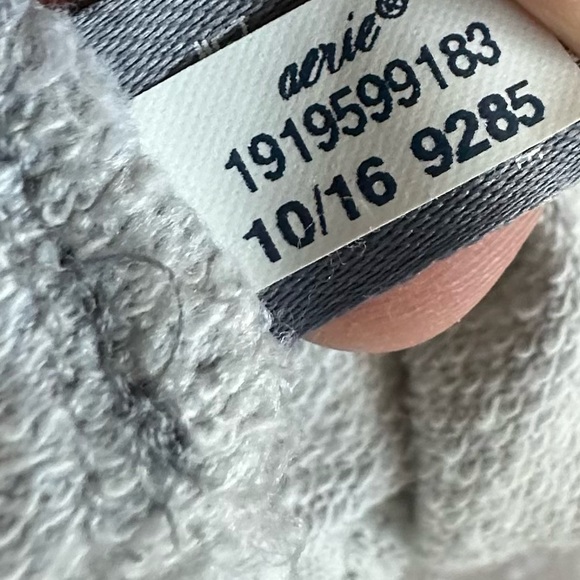 AERIE Gray Lace Up Sides Sweatshirt Size large - Picture 16 of 16